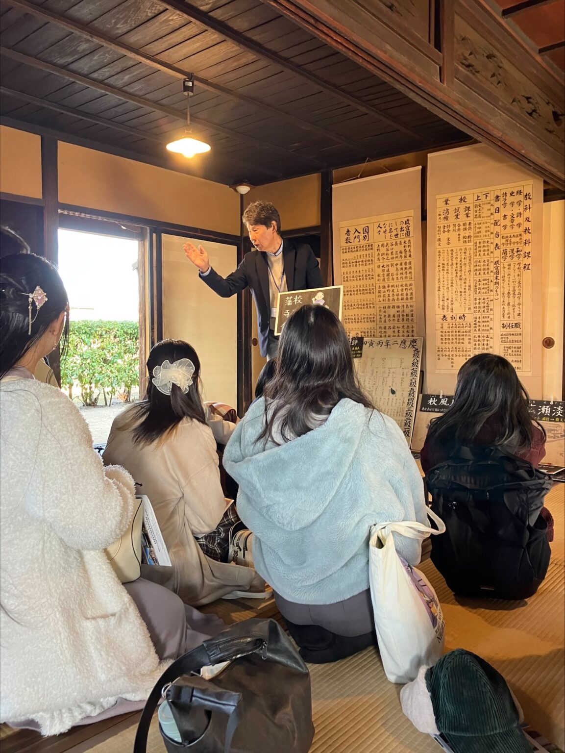 令和7年度の日本語日本文学科「文学散歩」を実施しました｜お知らせ