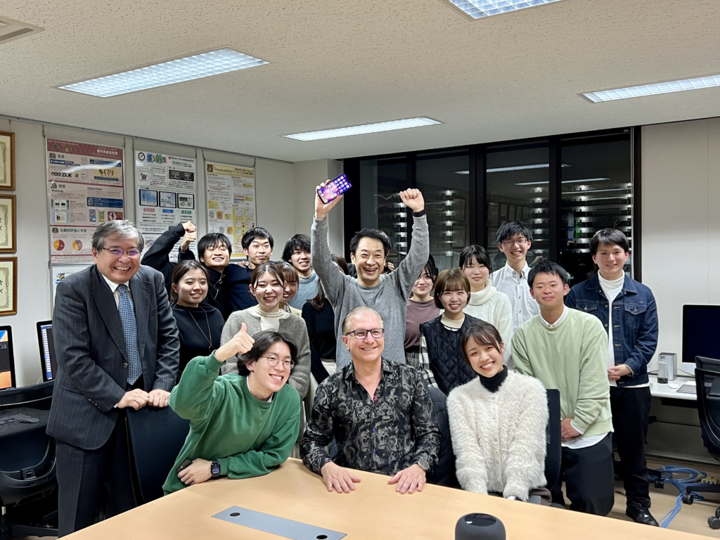  Appleのグレッグ・ジョズウィアック氏、Touch IDは「今後も役割を果たし続ける」と語る